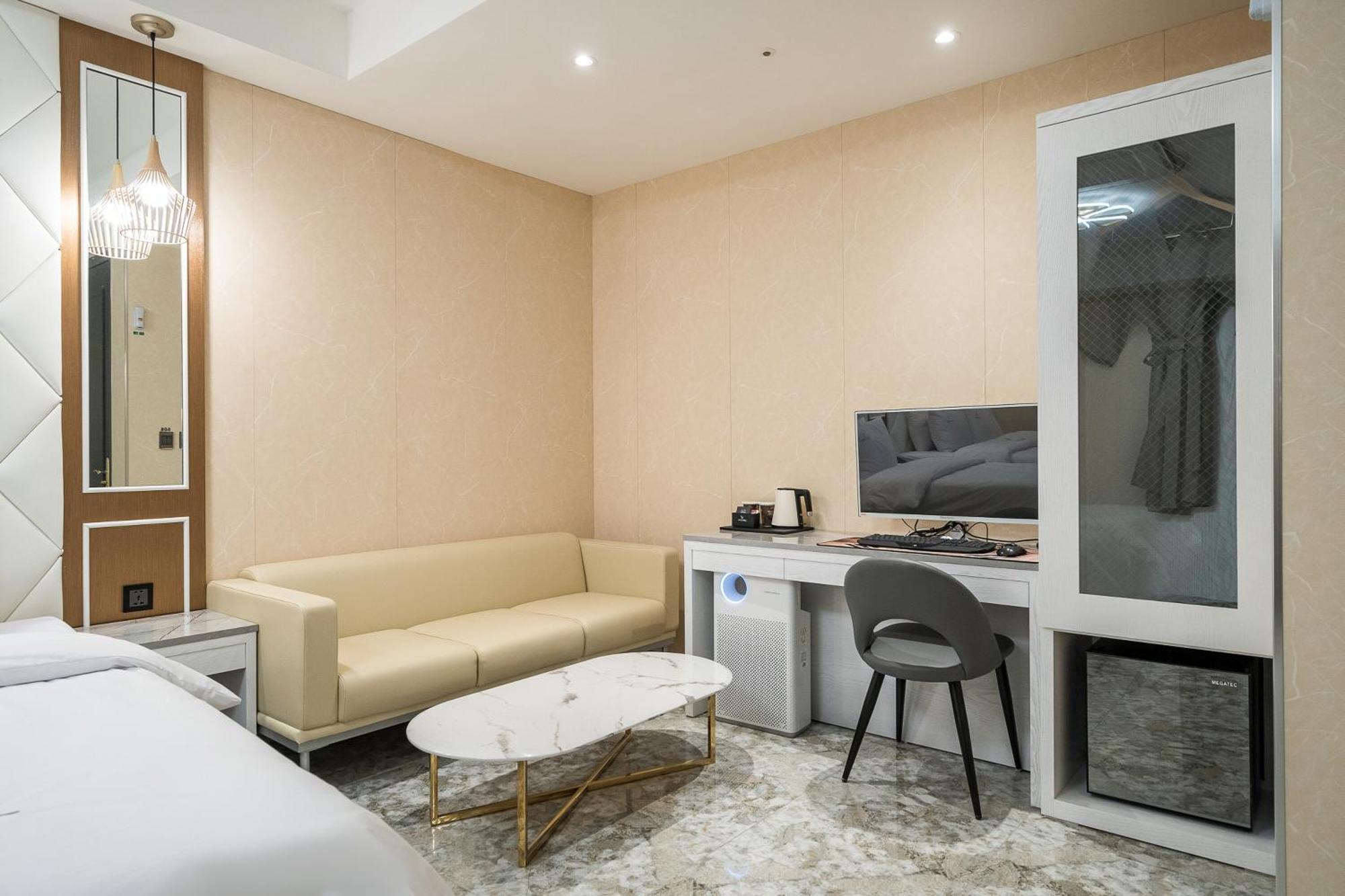 Voll Hotel 3*