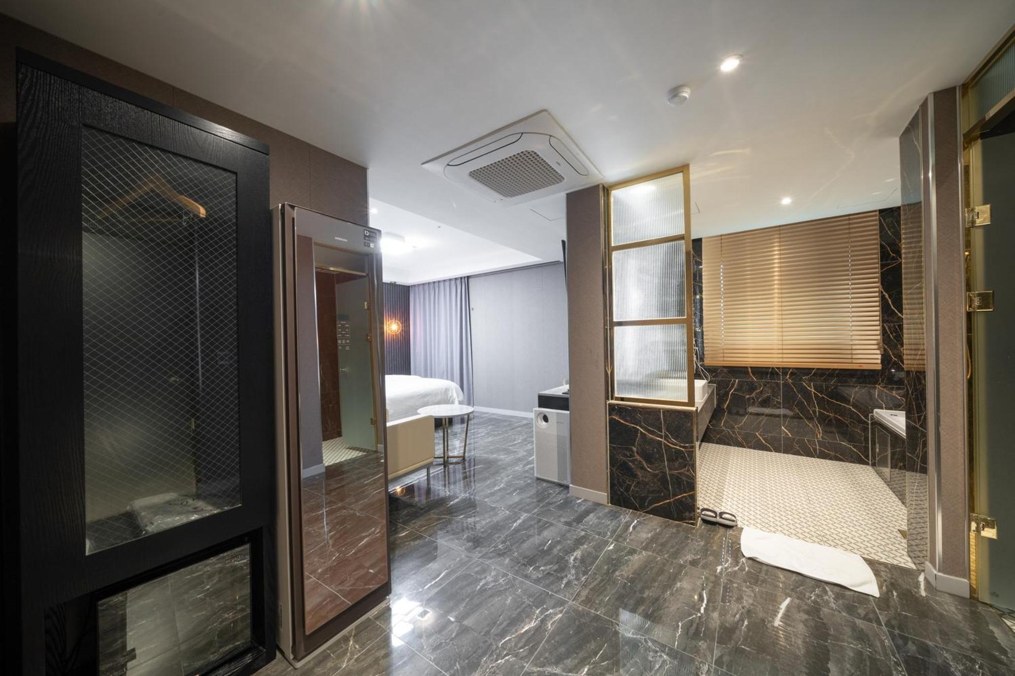 Voll Hotel